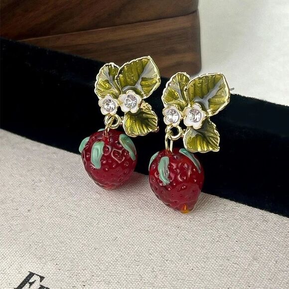 Strawberry Drop Earrings N1475 - Picture 1 of 6